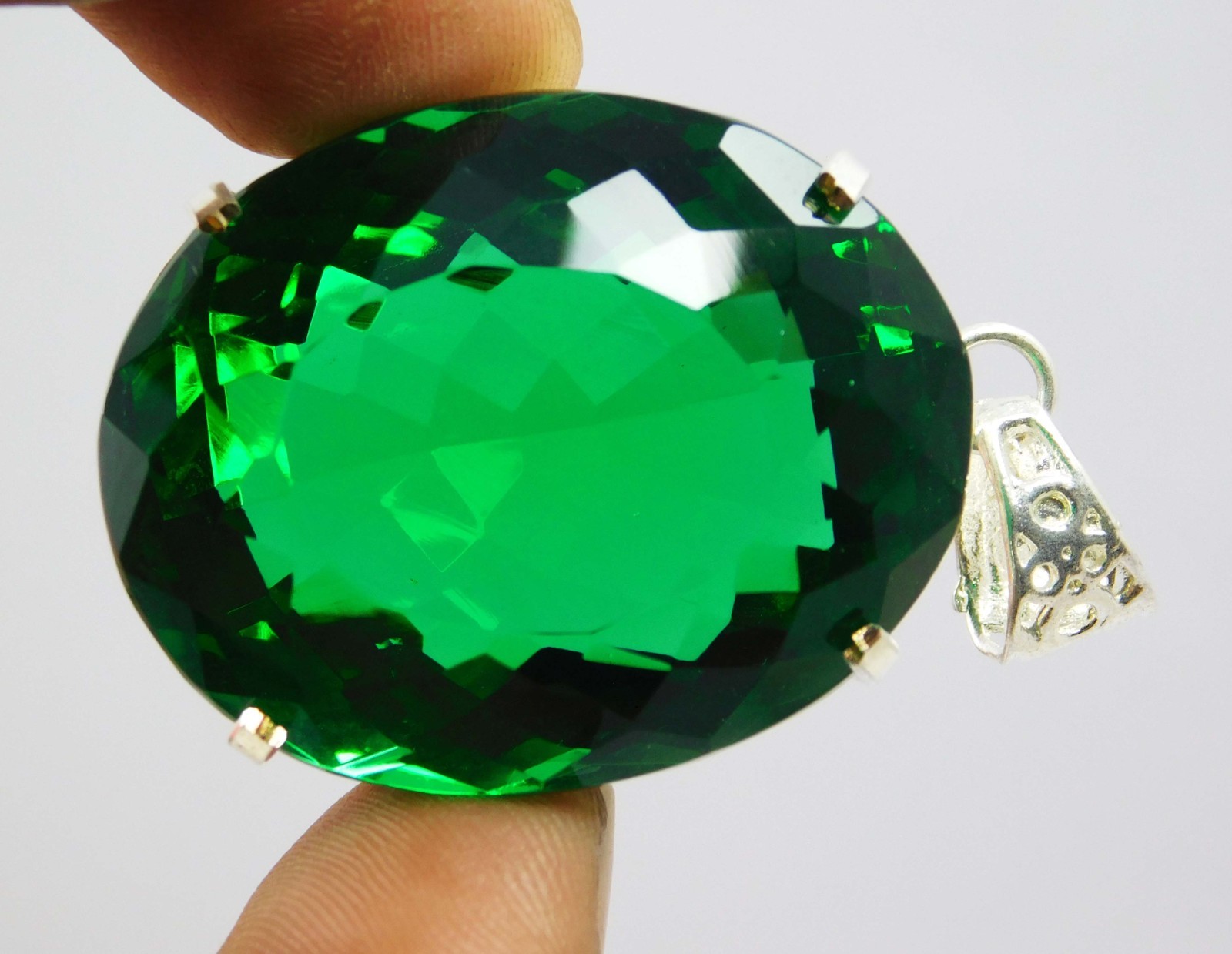 Certified 138.30 Ct Natural Green Peridot Pendant Oval Cut Gorgeous Gemstone