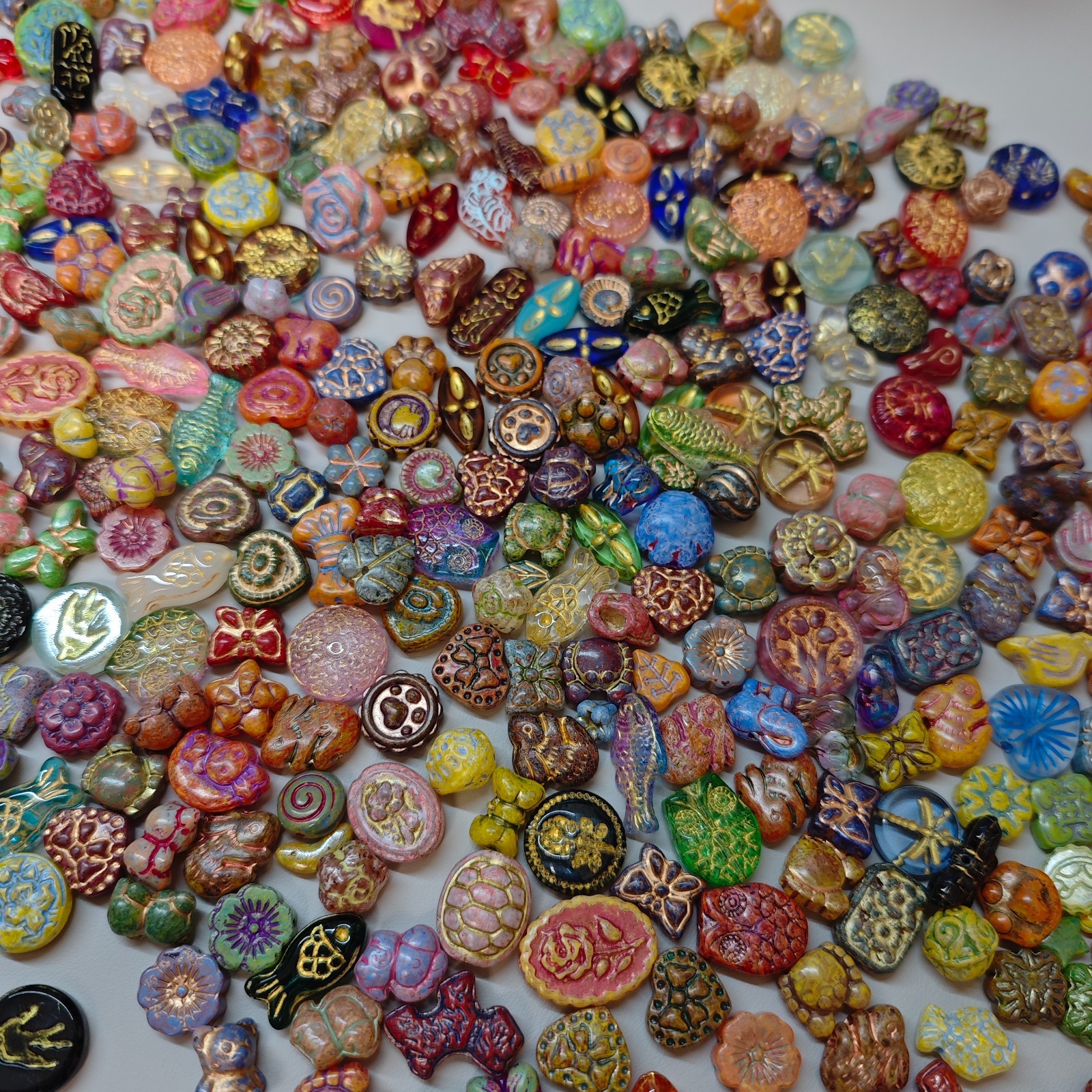 100g Vintag Styley Bulk Jewelry glass bead Lot ALL Brand New Untested Mix Match