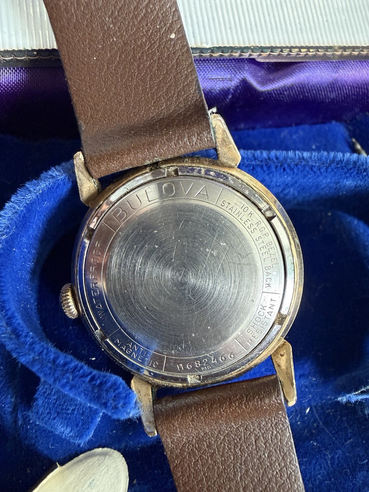 Bulova Date King Automatic. 31mm, Box Papers. Needs Repair Not Running.
