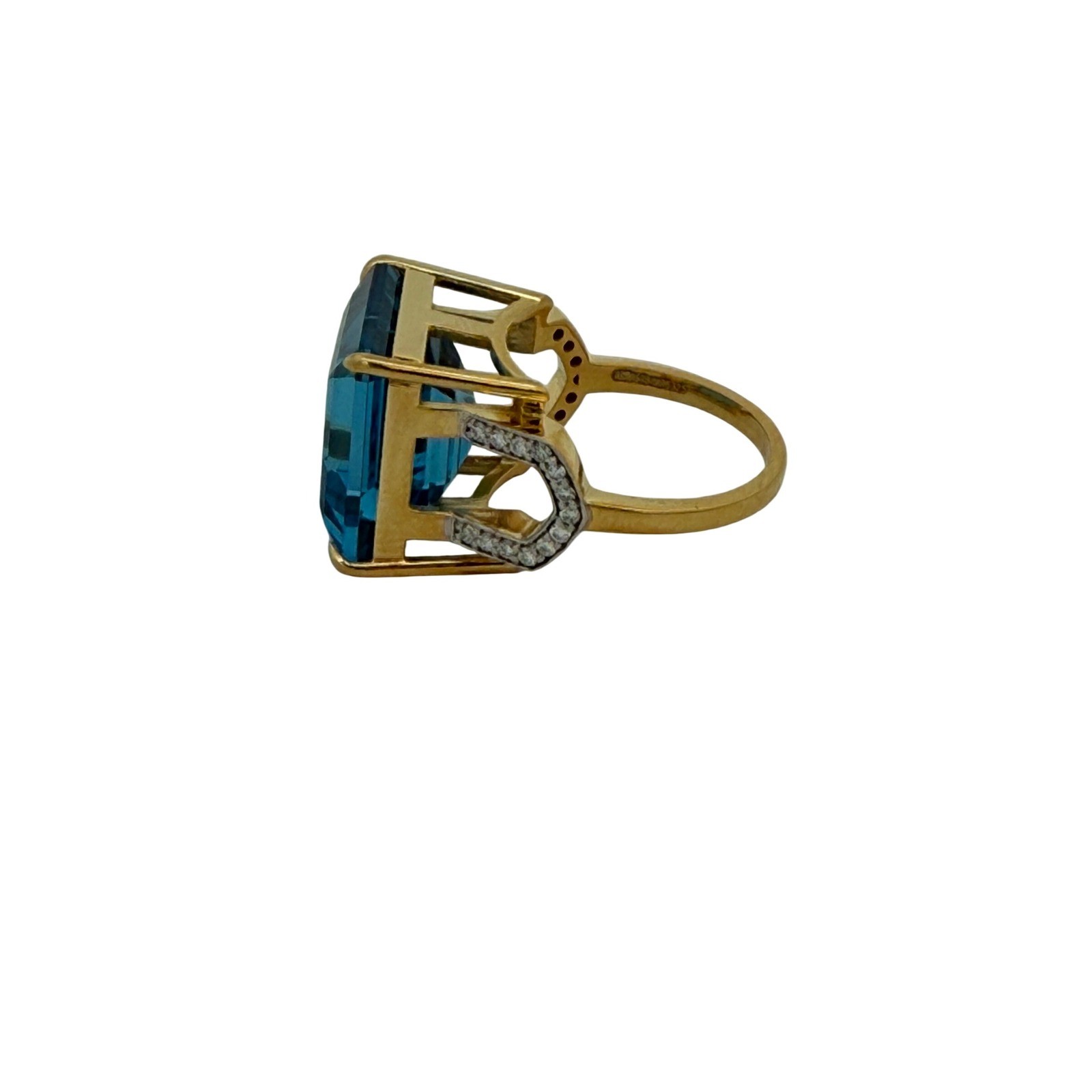 14K Yellow Gold Blue Topaz & Diamond Accent Ring Cocktail Statement Jewelry