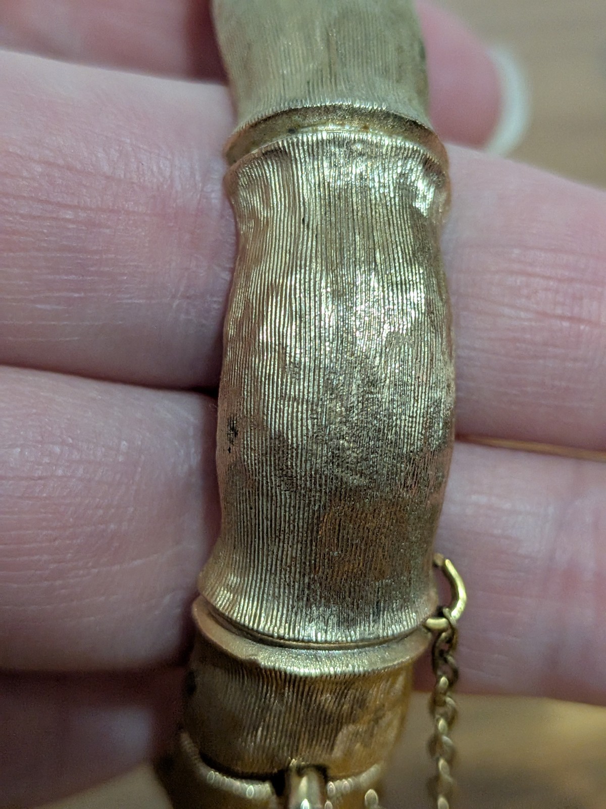 Vintage Napier Satin Brushed Gold Tone Bamboo Bangle Bracelet Safety Chain