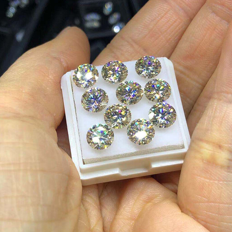 Champagne Color Round Cut Moissanite Diamond Loose Gemstone VVS1 GRA Certified