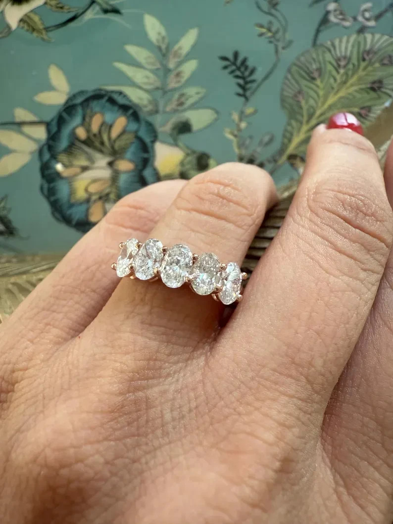IGI 2.06 CT Oval Cut EF/VS1 Lab Grown Diamond Half Eternity Band 14k Yellow Gold