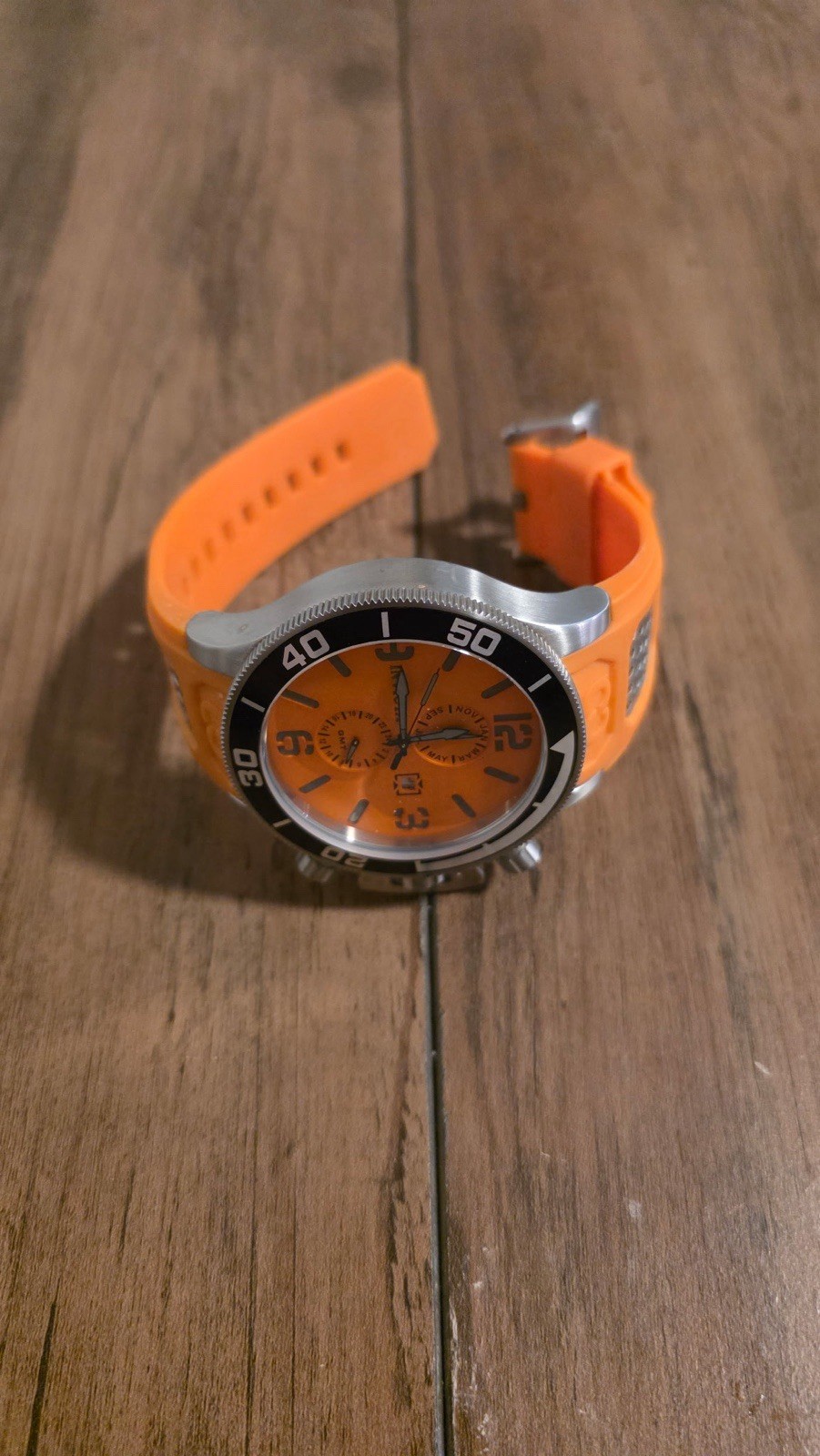 Invicta Corduva Men’s Quartz 200m Orange Dial Orange Rubber Strap Black Bezel