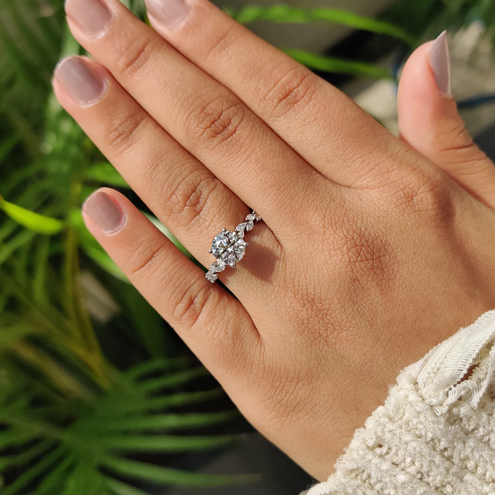 IGI 3.40Ct Round EF/VS1 Lab Grown Diamond Accent-Stone Wedding Ring Platinum 950