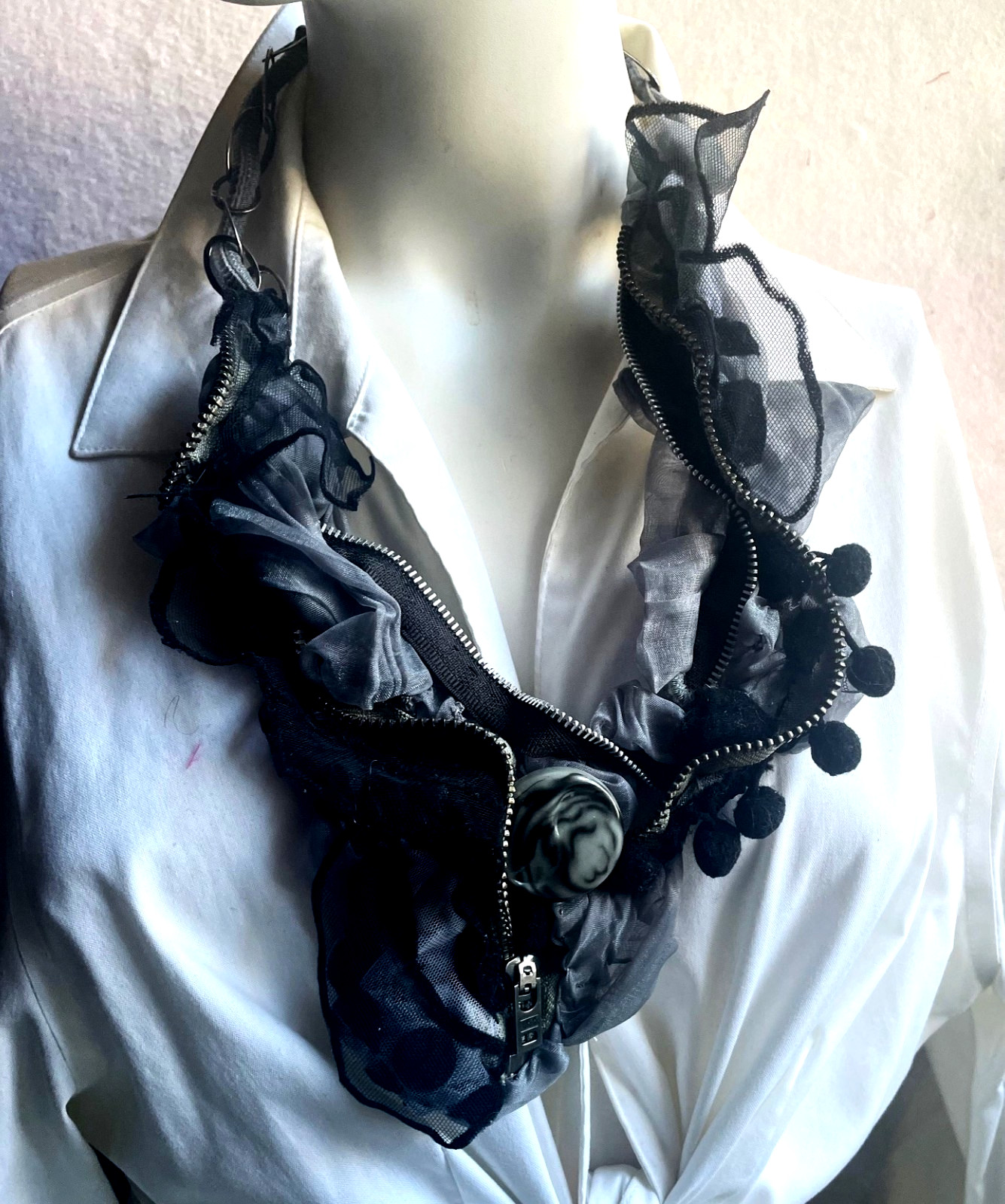 Nita Angeletti OOAK Art To Wear PRISM ZIPPER Statement Necklace Black & Gray