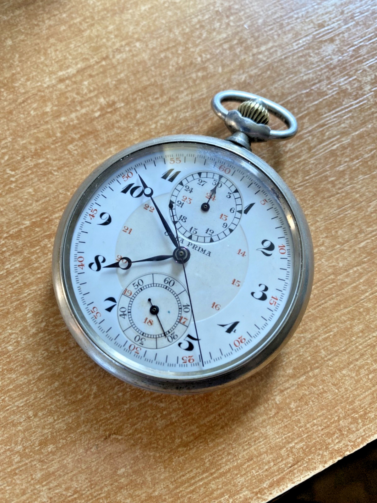 Excelsior Park chronograph Oska Prima enamel dial