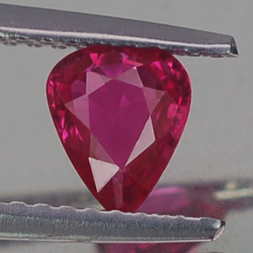 0.55CT SENSATIONAL AA PEAR HEATED ONLY THAILAND PINK RED RUBY NATURAL
