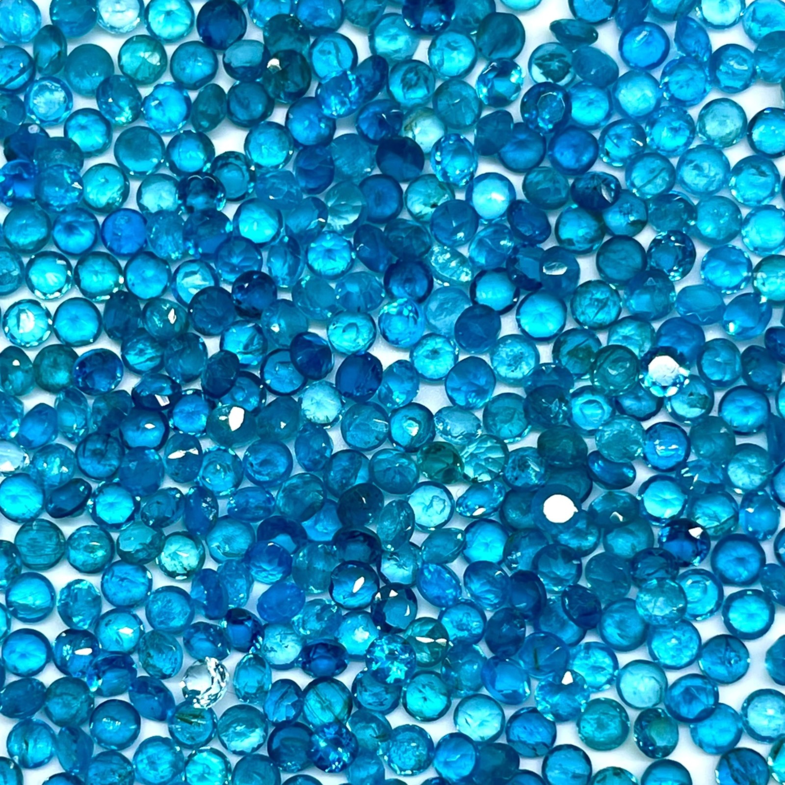 50 Pcs Natural Neon Apatite 2.7mm Round Cut Loose Untreated Gemstones Lot