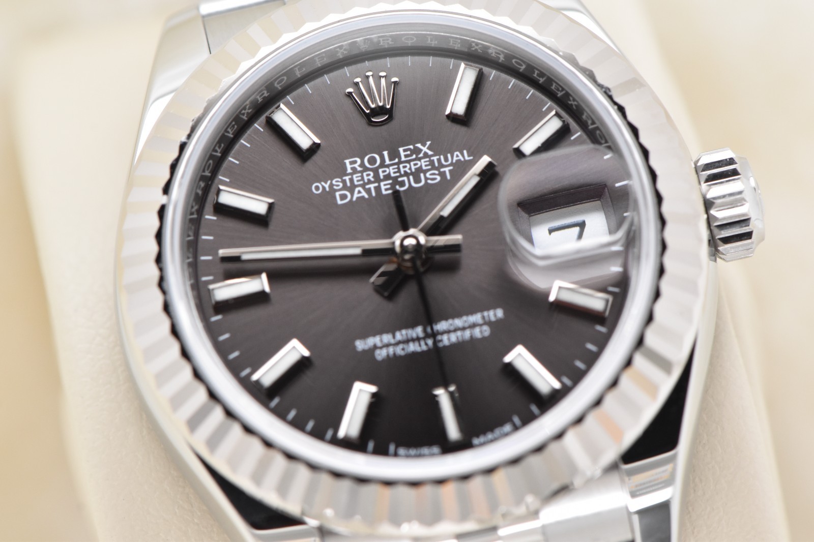 Ladies Rolex Datejust 28 18K WG Fluted Steel Jubilee Dark Grey Dial 279174 Box