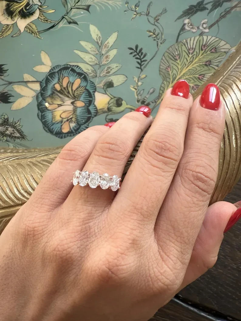 IGI 2.06 CT Oval Cut EF/VS1 Lab Grown Diamond Half Eternity Band 14k Yellow Gold