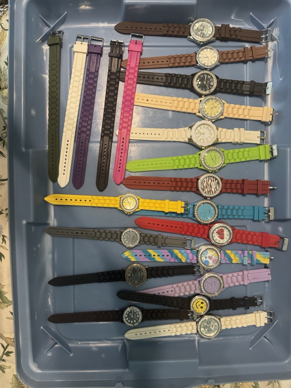 Women’s watch bundle. 16 Geneva, 5 Vivani and 20 miscellaneous