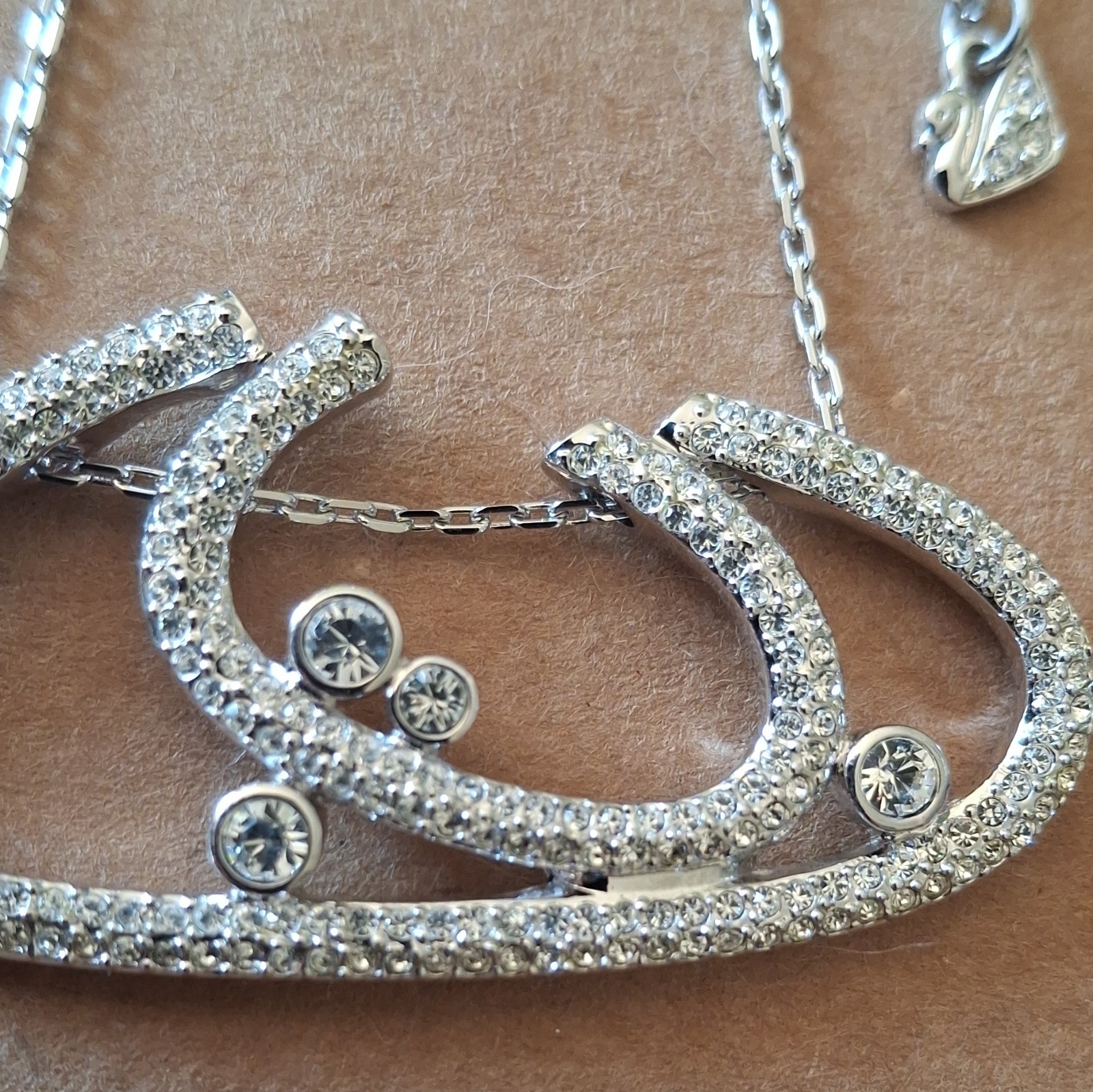 Retired Signed Swarovski Balfour Crystal Charm Pendant Cable Necklace