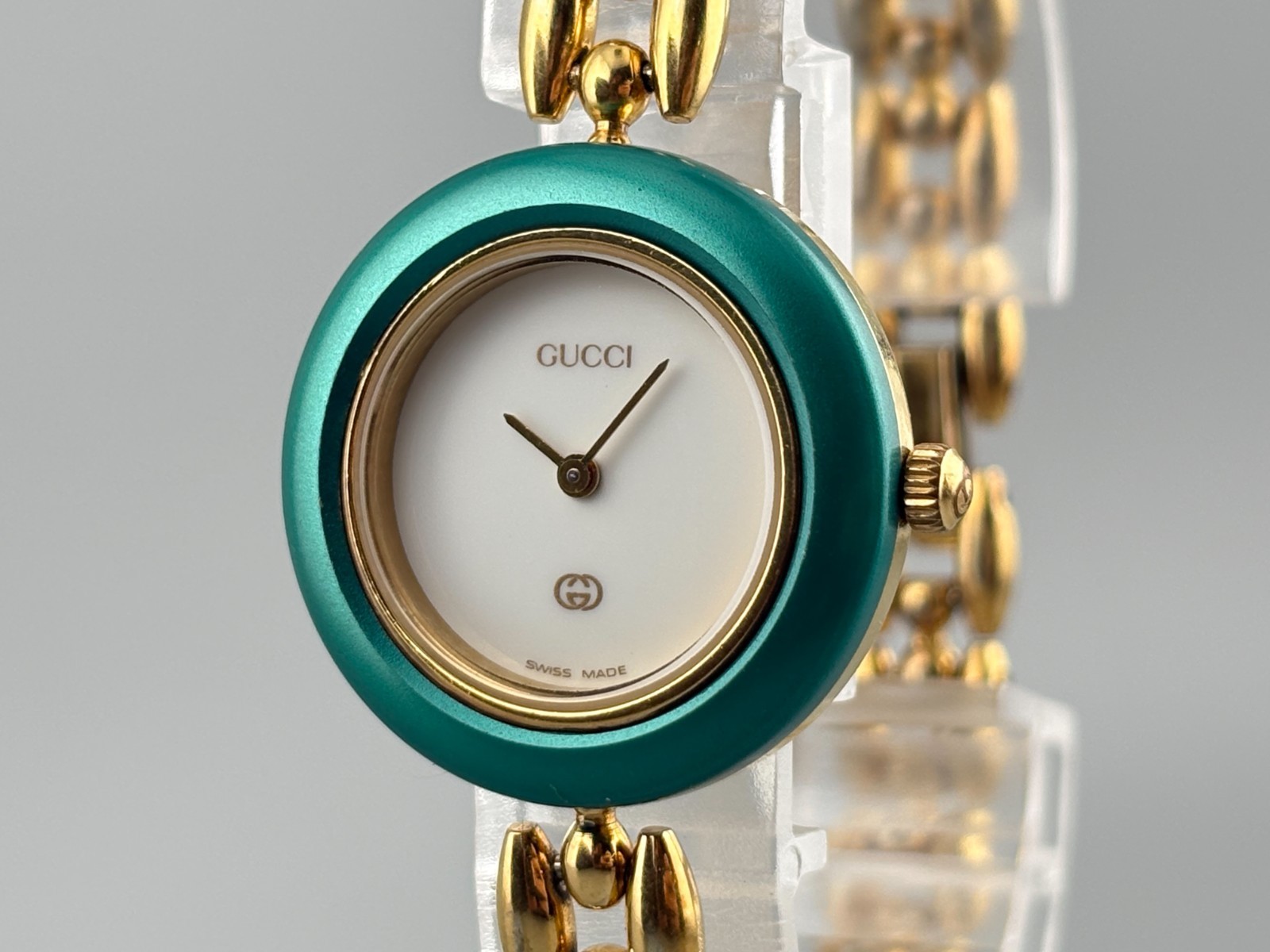 [Very Good] Gucci Change Bezel 1200 Gold Metal Green Watch Auth