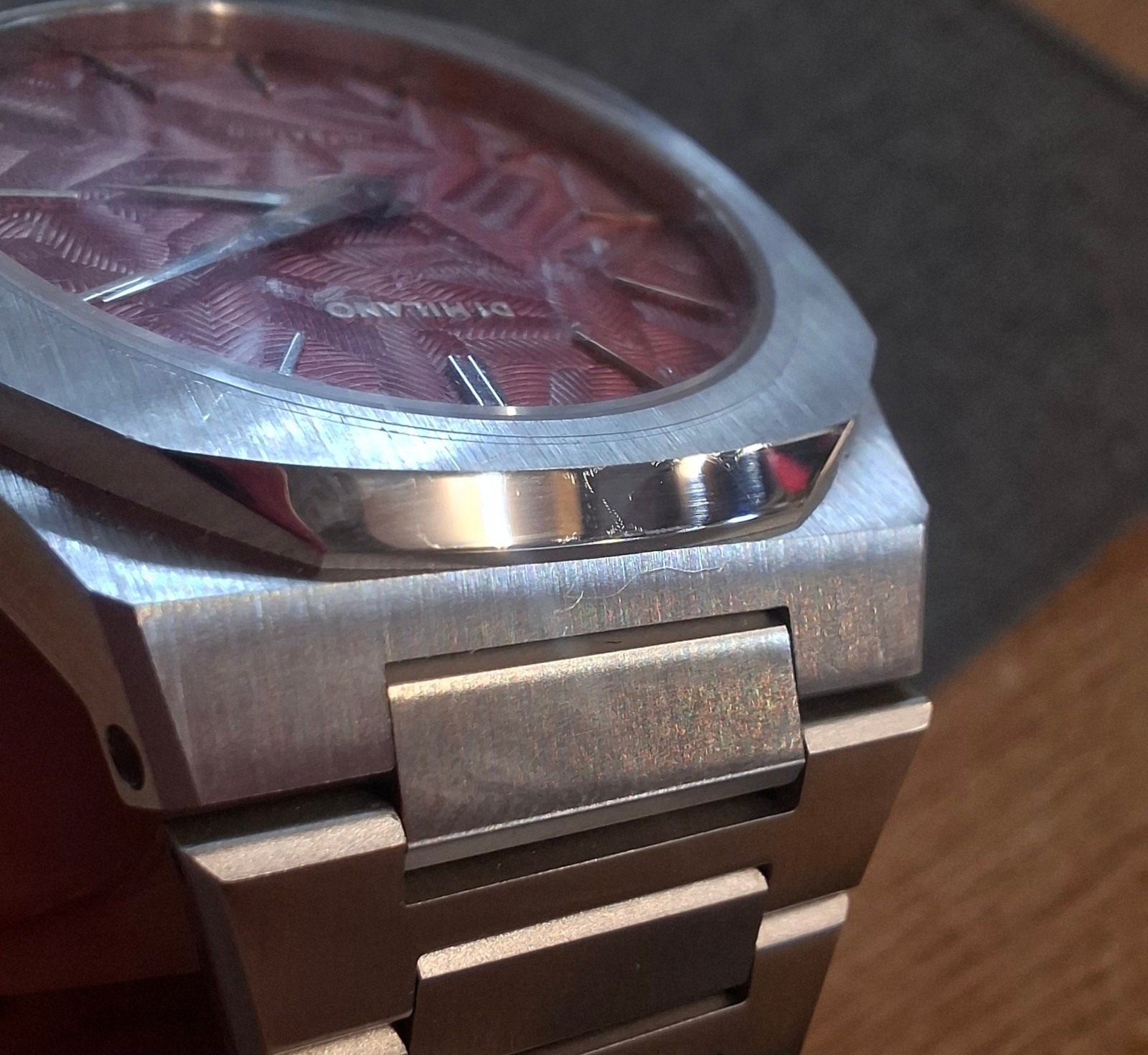 D1 MILANO ULTRA THIN UNISEX WATCH STAINLESS STEEL BARN RED UTBJ33 RRP £335 AD