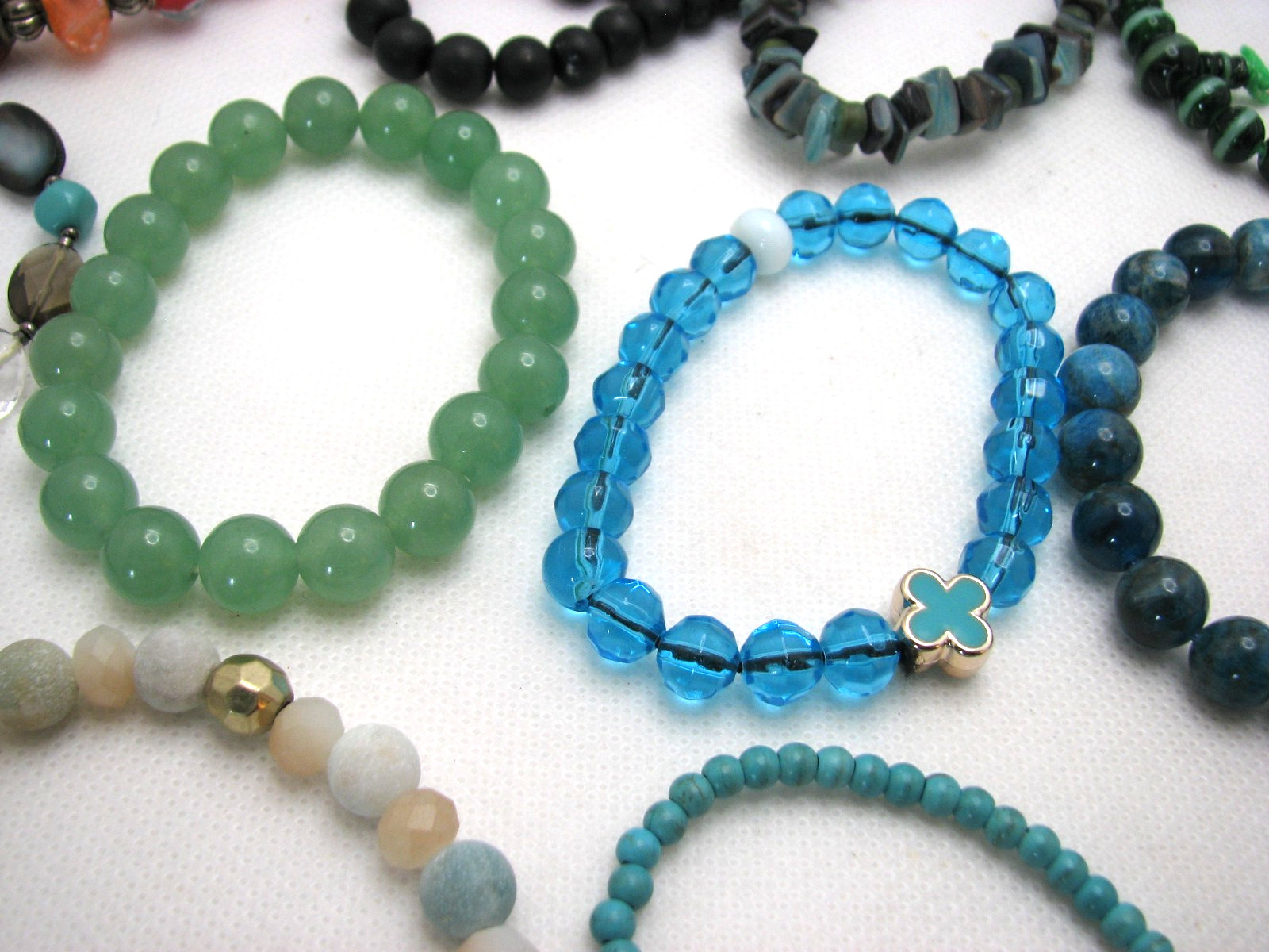 Lot of 17 Vintage Modern Beaded Stretch Bracelets to Wear, Repurpose, Restring