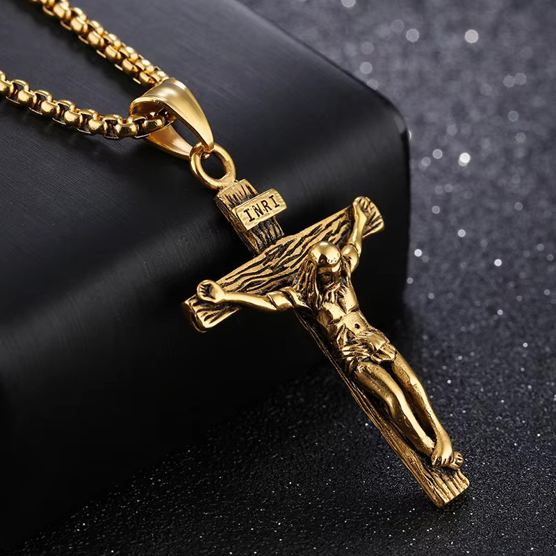 Men’s Stainless Steel Jesus Christ Crucifix Cross Pendant Chain Necklace