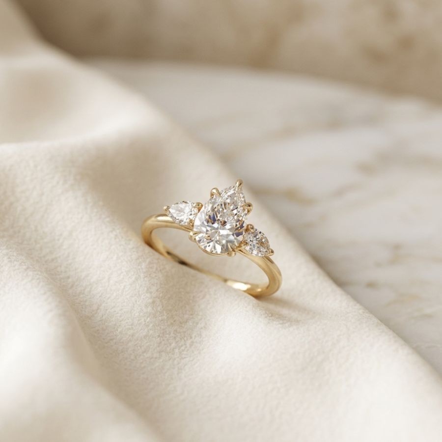 2.30Ct Pear-Cut VS1 Lab Grown Diamond Wedding Engagement Ring 14k Yellow Gold