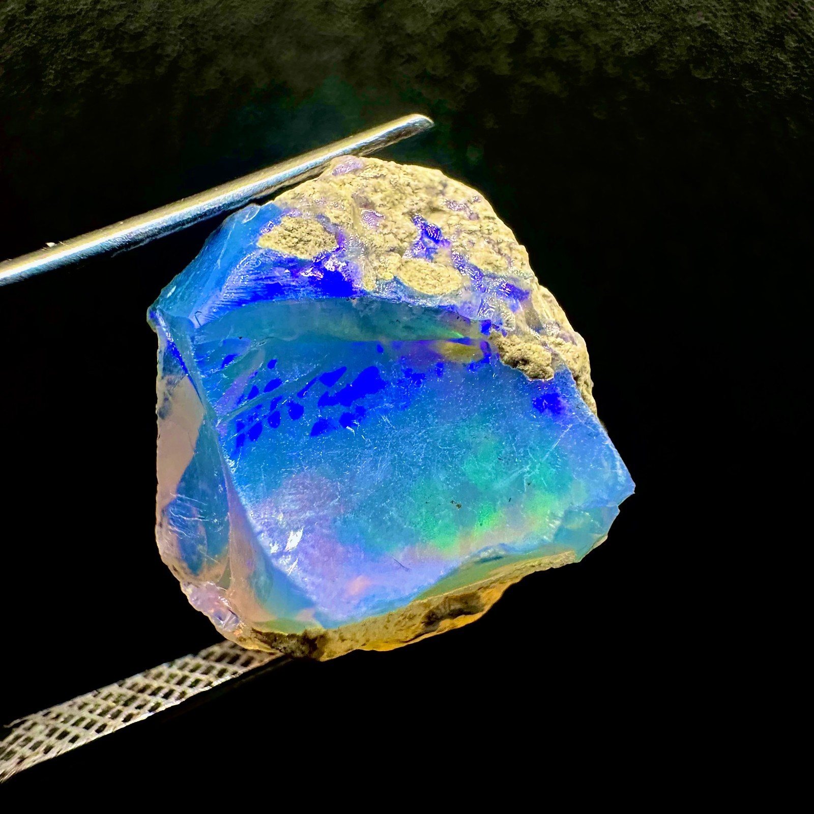 7.35 CTS Natural Ethiopian Opal Rough, Crystal Raw Welo Fire Opal Rough Gemstone