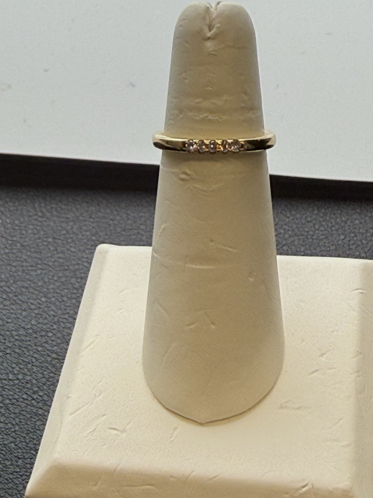 Brand new 14kt yellow gold natural diamond band with .11ct diamonds and 2.5grams