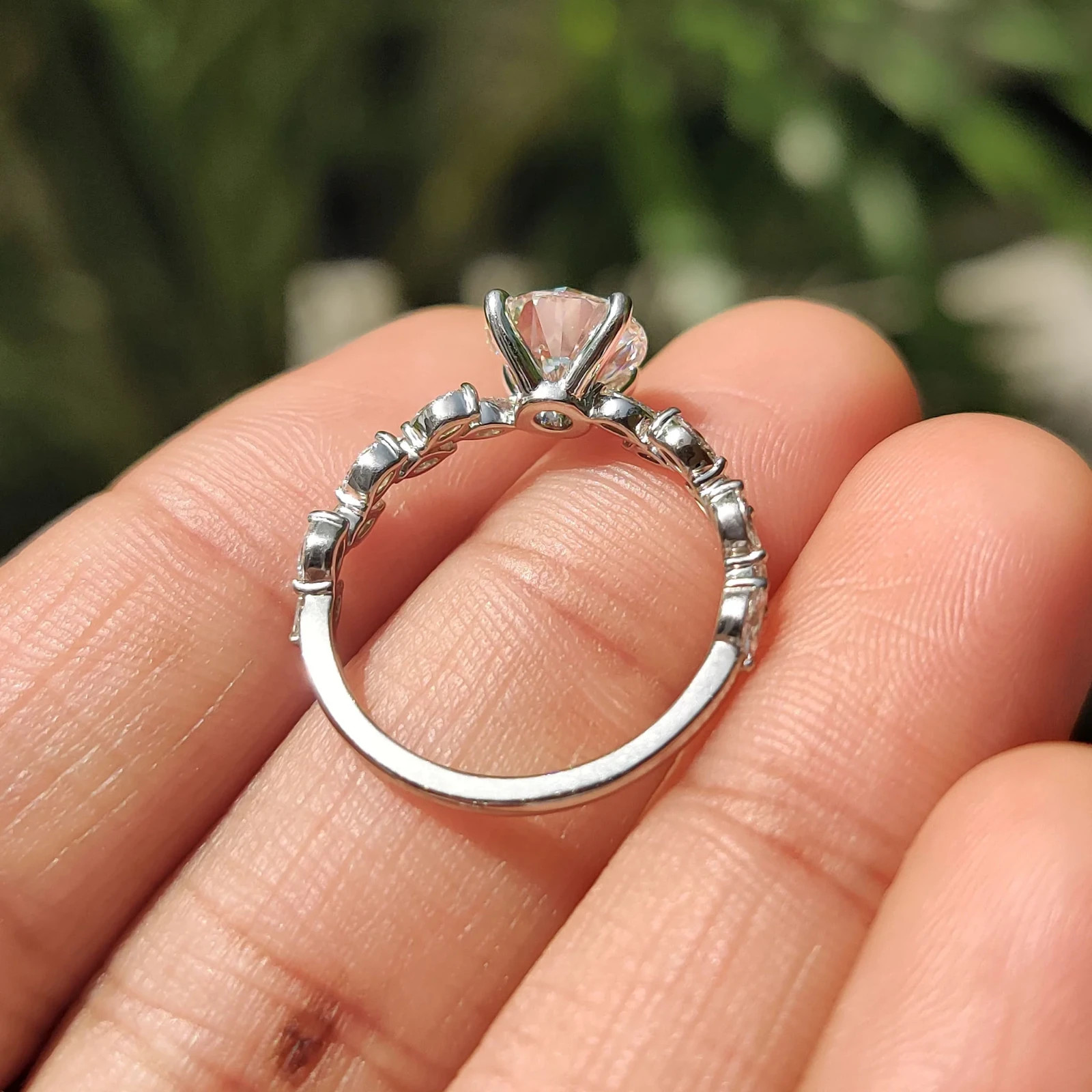 IGI 3.40Ct Round EF/VS1 Lab Grown Diamond Accent-Stone Wedding Ring Platinum 950