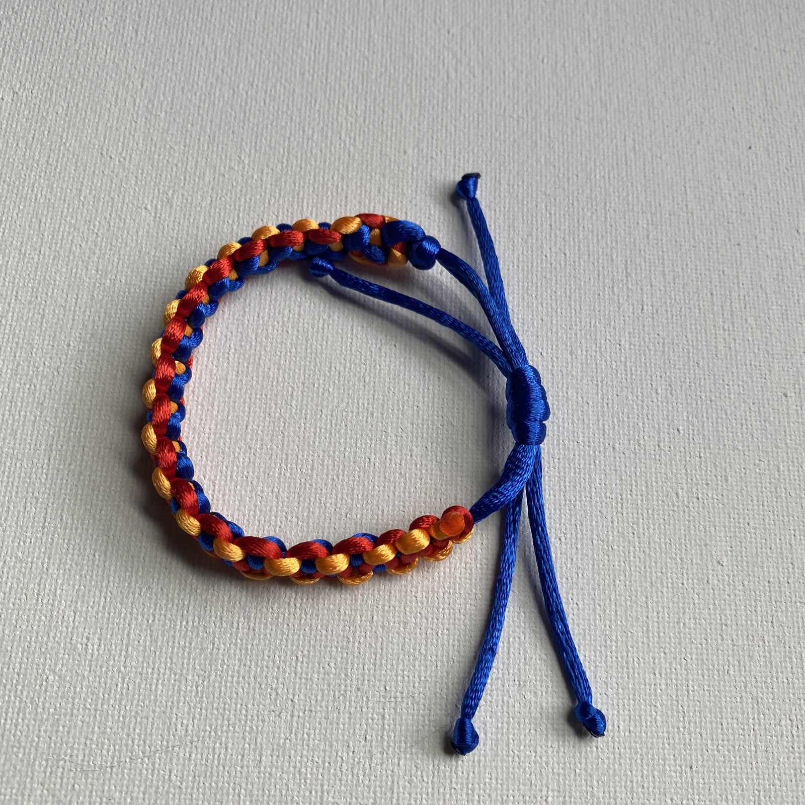 ARMENIA Bracelet Ապարանջան RED BLUE ORANGE Satin Rattail Cord Shamballa Nylon