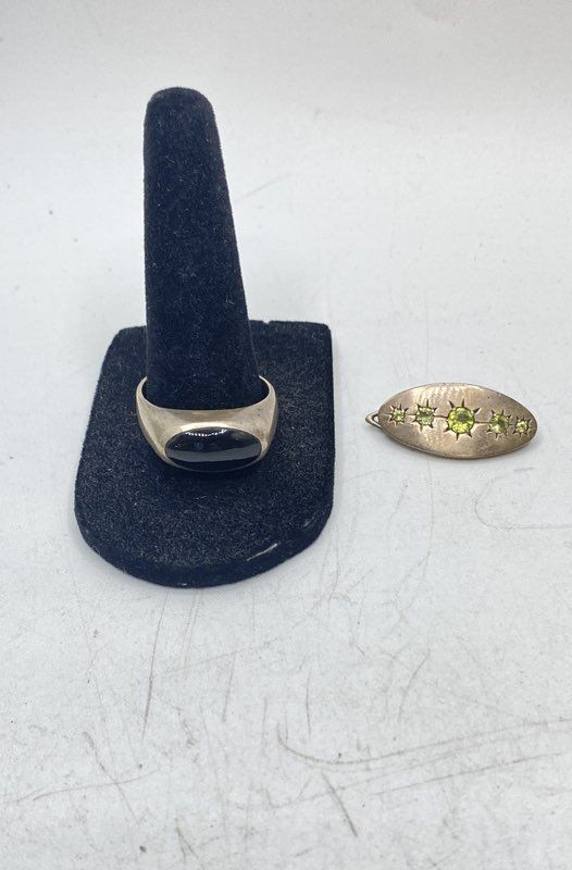 Sterling Silver 925 Black Onyx Ring & Jani Diaz Nepal Peridot Brooch Set 15.4g