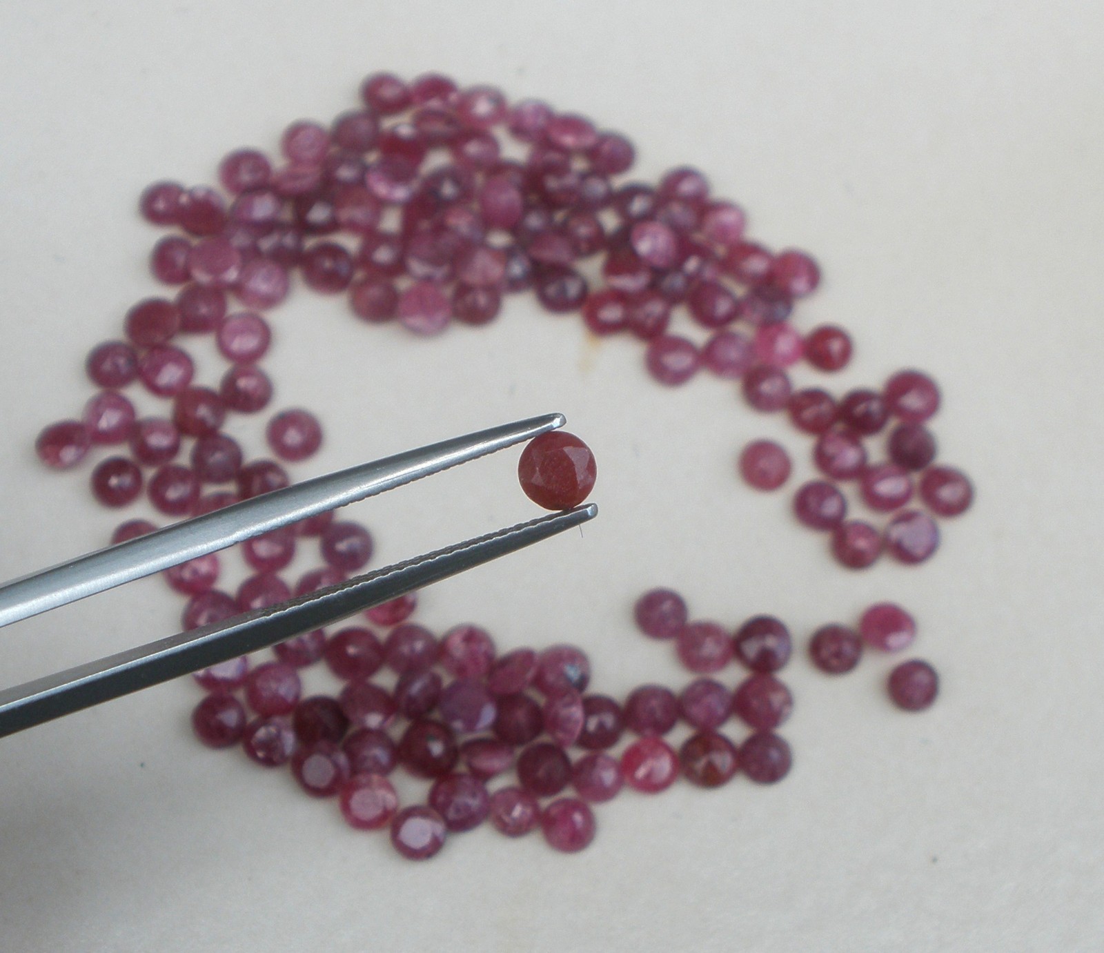 4mm Ruby Round Natural Gem for Jewelry, Crafts and Collecting