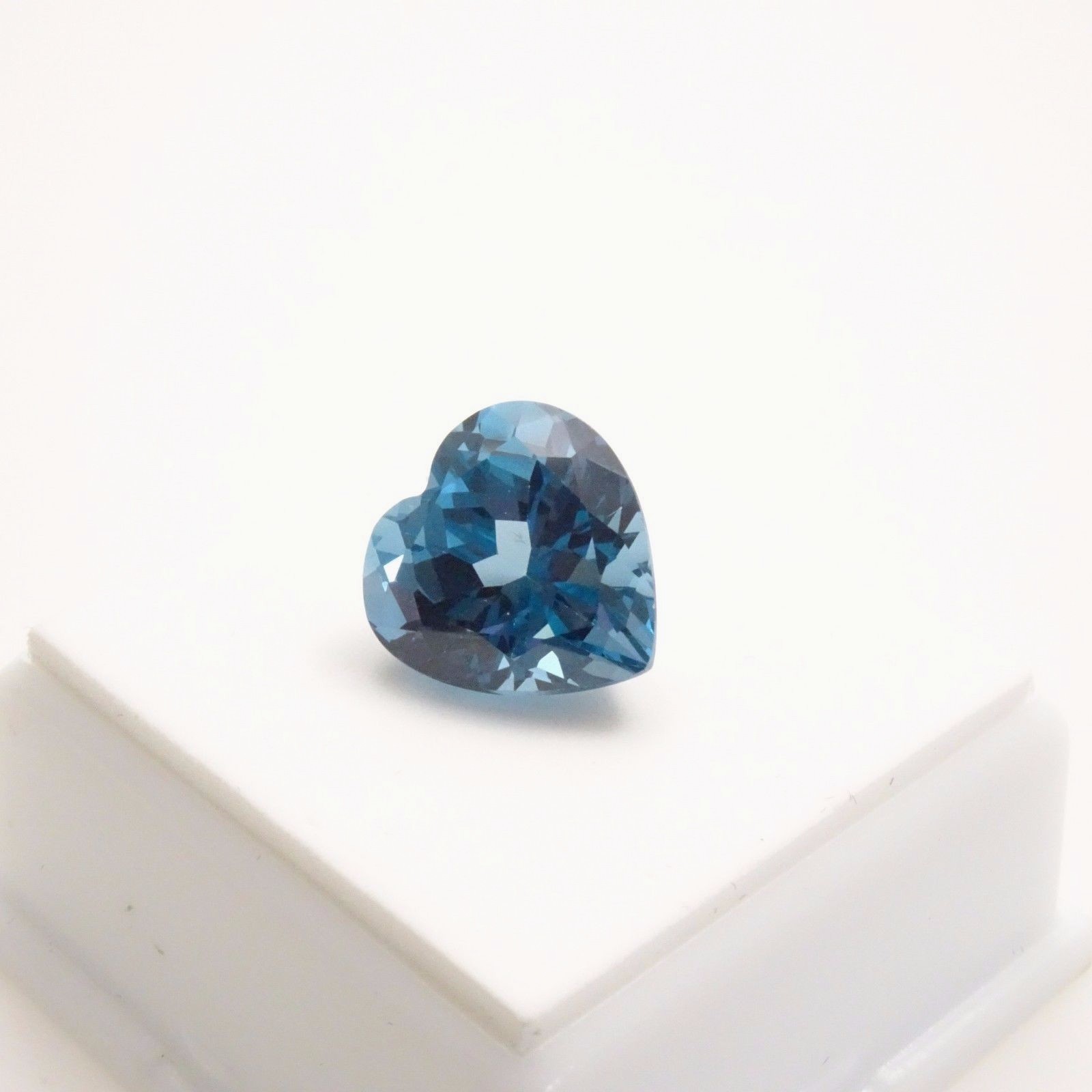 London Blue Topaz – Heart – 9.81ct -12.6×13.05mm – Topaz Loose Gemstone