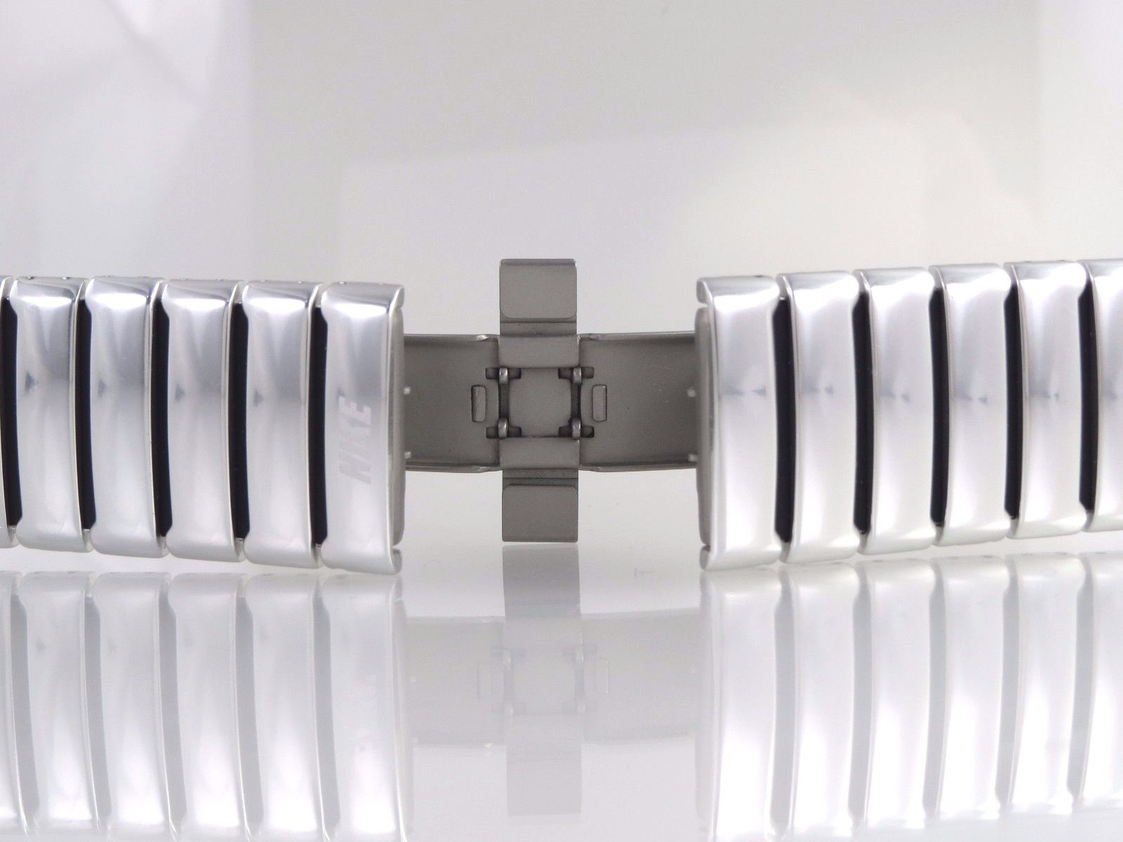 30 mm NOS Nike Metal Watch Band for WC0008 010