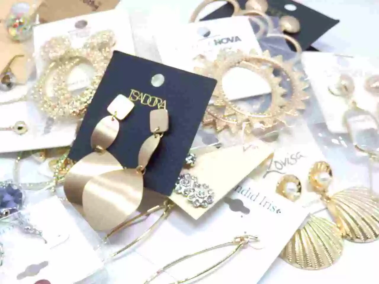 Wholesale Jewelry Lot – 30 Pairs High End Quality Earrings USA Seller Fast Ship