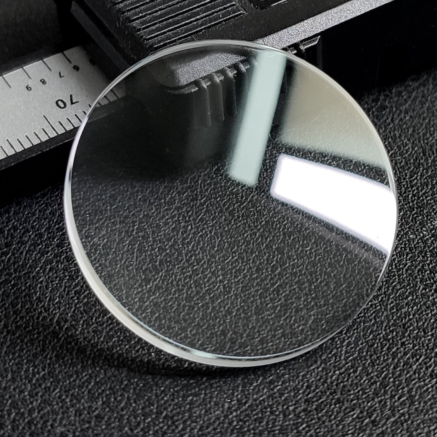 1.0-3.5mm Thick Single Dome Mineral Glass Watch Crystal 18-45mm Watch Repair