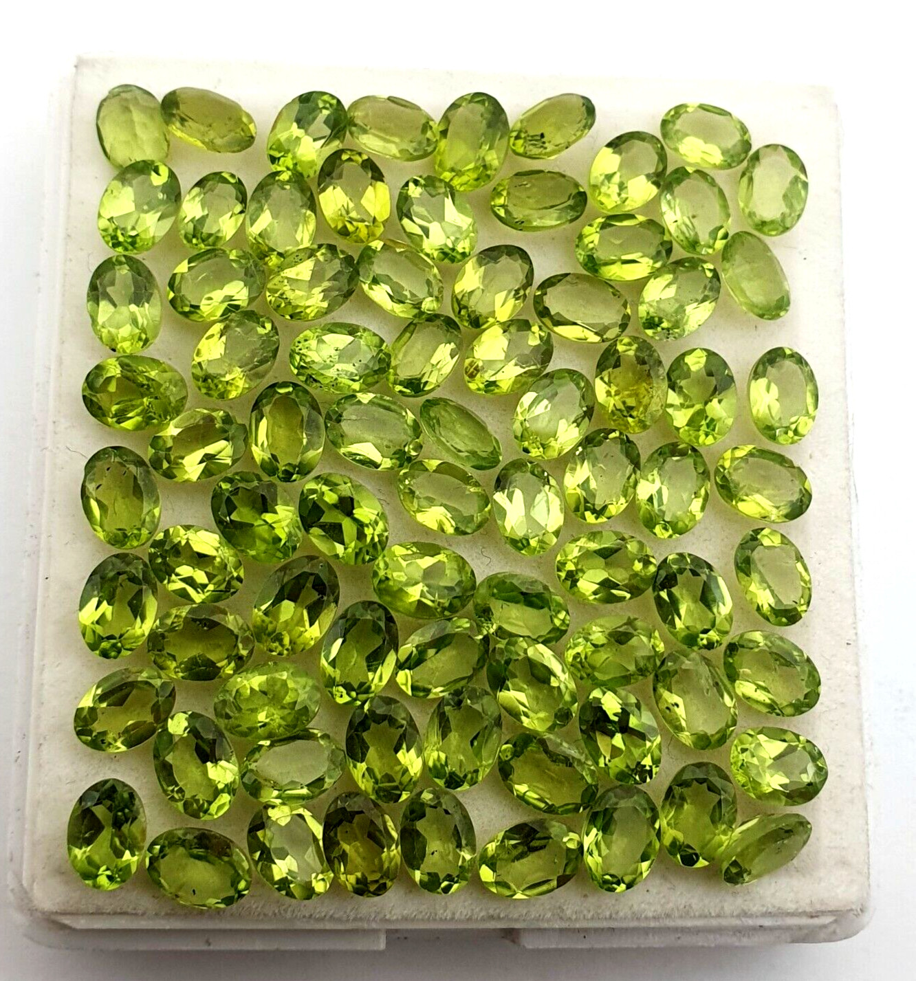 Natural Peridot Oval Faceted Loose Gemstone Lot 25 Pcs 5×7 MM 20 CT