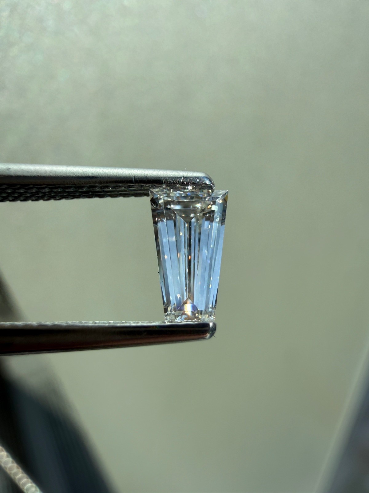 Loose Natural Untreated Earth Mined Diamond Tapered Baguette E SI1 GIA 0.38ct