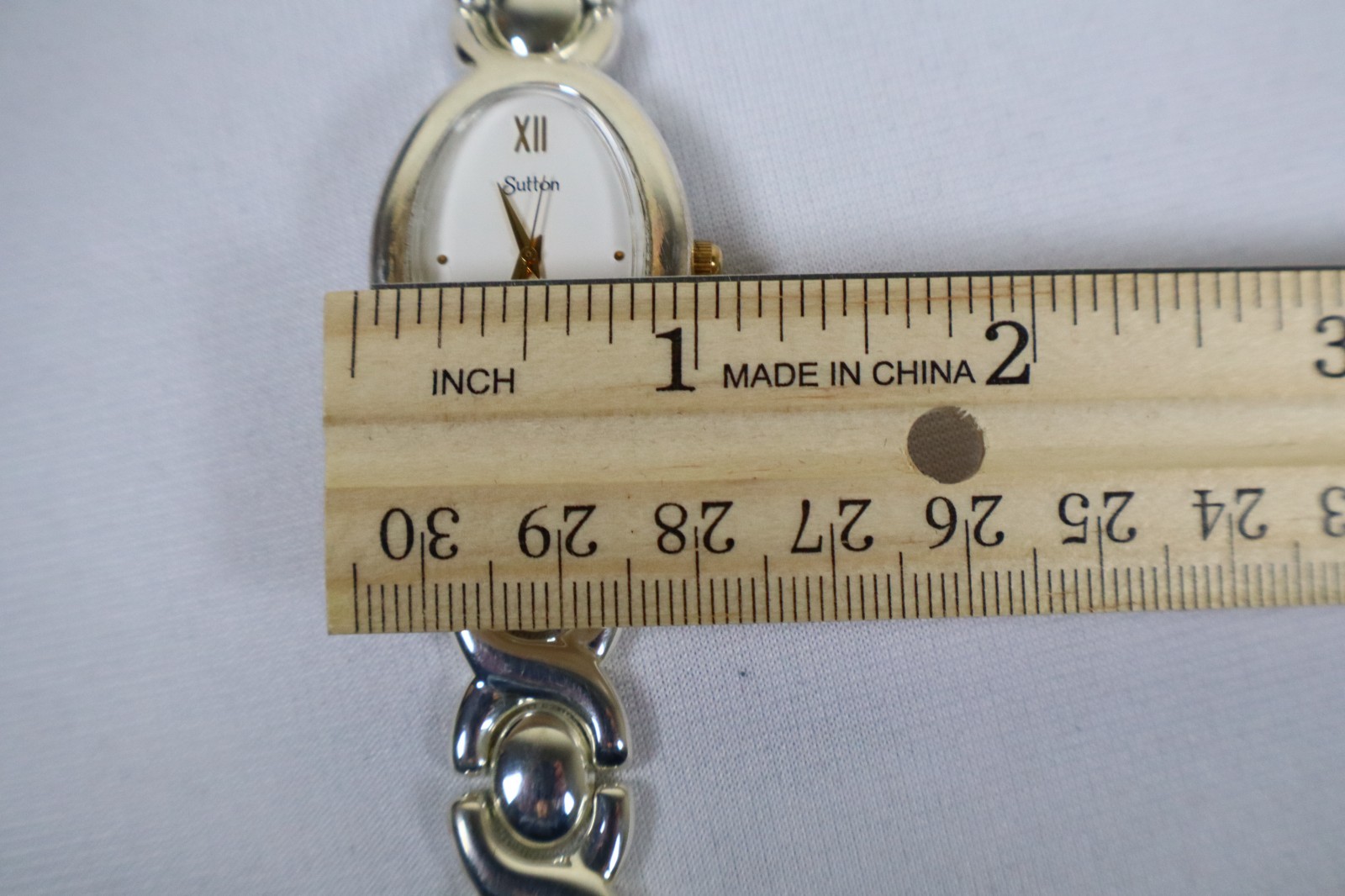 Sutton Quartz Watch Silver Tone Oval Face NIB Needs New Batt. ONE YEAR WARRANTY