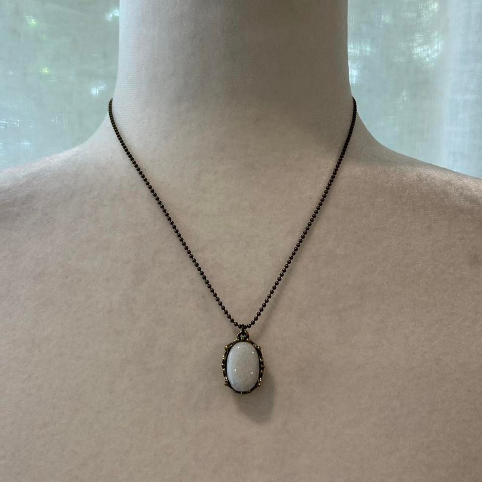 Vintage Antique Style White Stone Choker Necklace