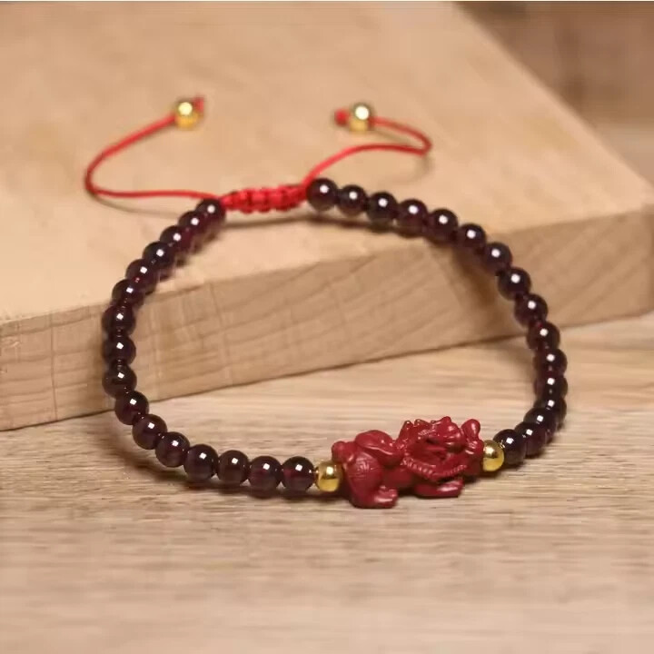 Natural Garnet Pixiu Crystal Gemstone Bead Bracelet for Good Luck Success Wealth