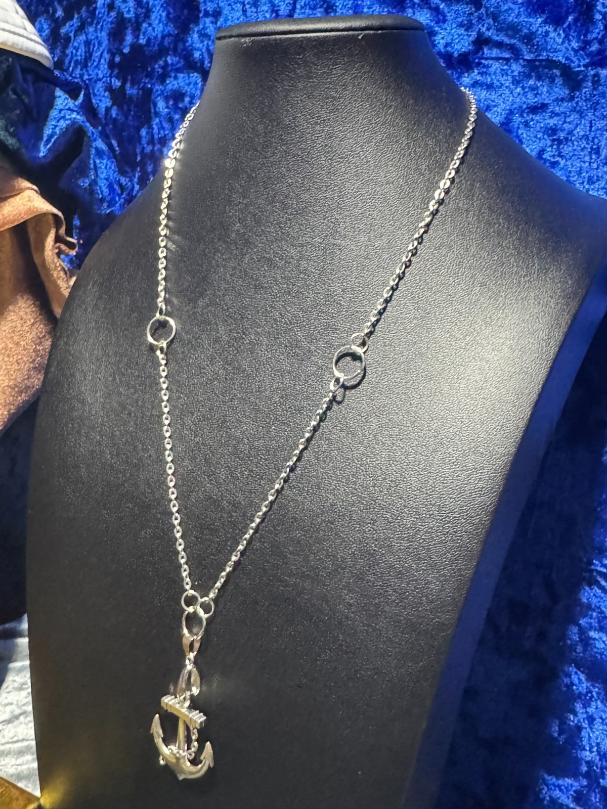 Anchor Pendent Necklace Gold or Platinum Color 20″ or 24″