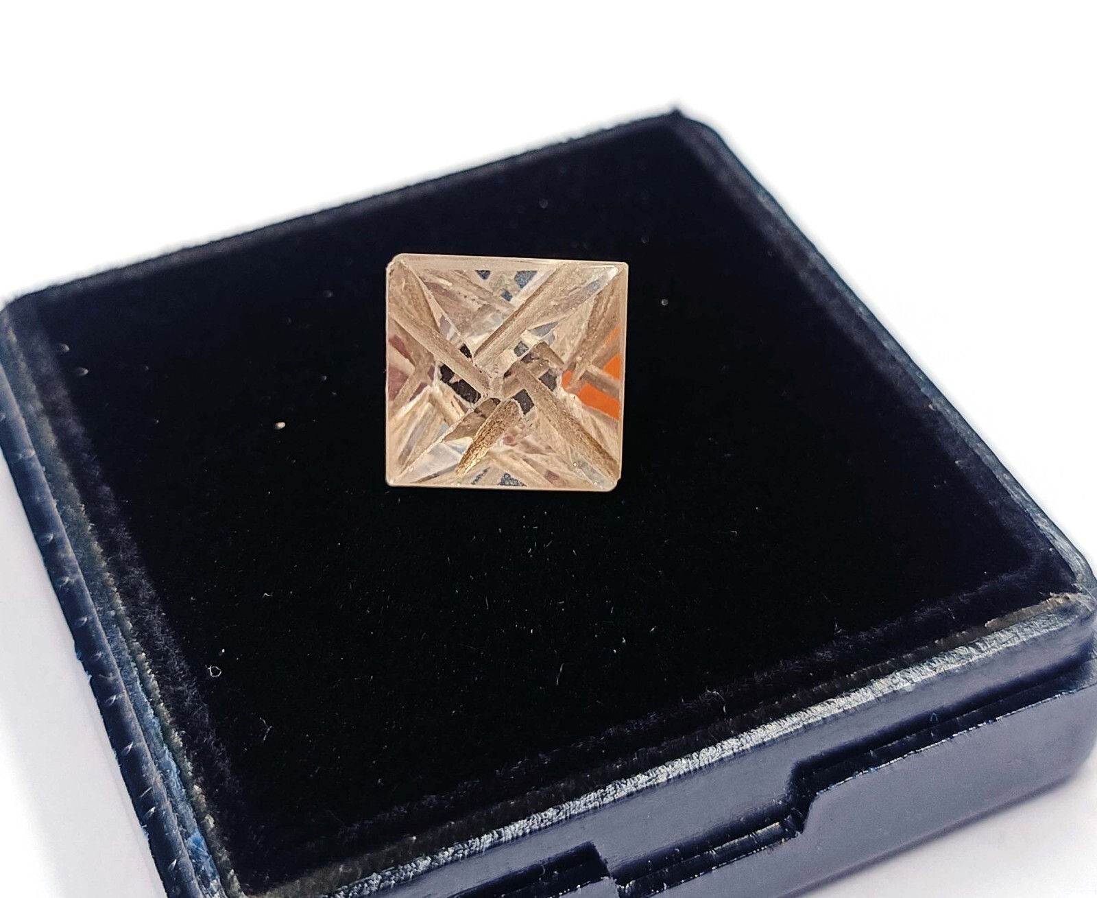 4.10 CT F COLOR VVS1 CLARITY DIAMOND COLORLESS EGL CERTIFIED RAW LOOSE CVD MNG