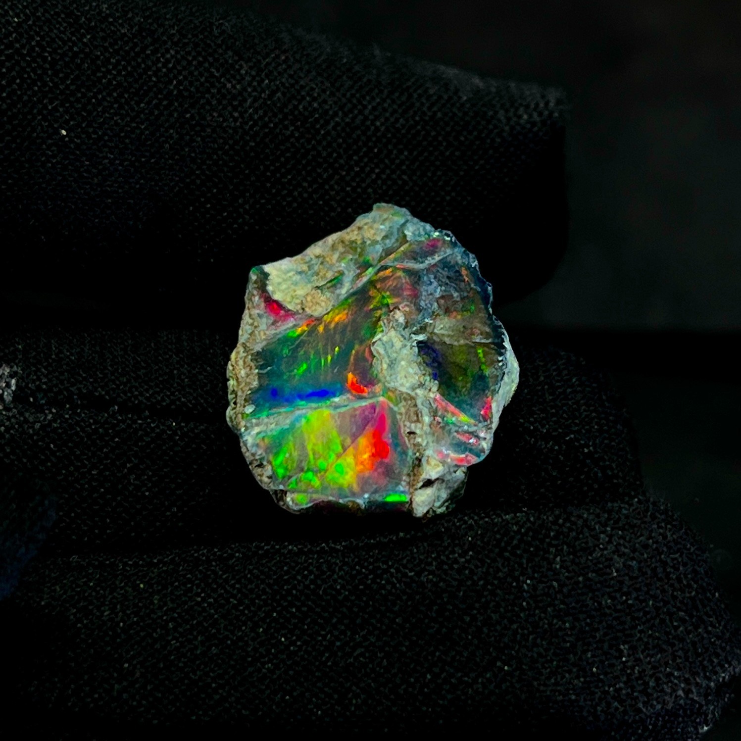 10 Ct Black Ethiopian Opal Rough, Jewelry Grade Welo Opal Rough, Multi Fire Opal