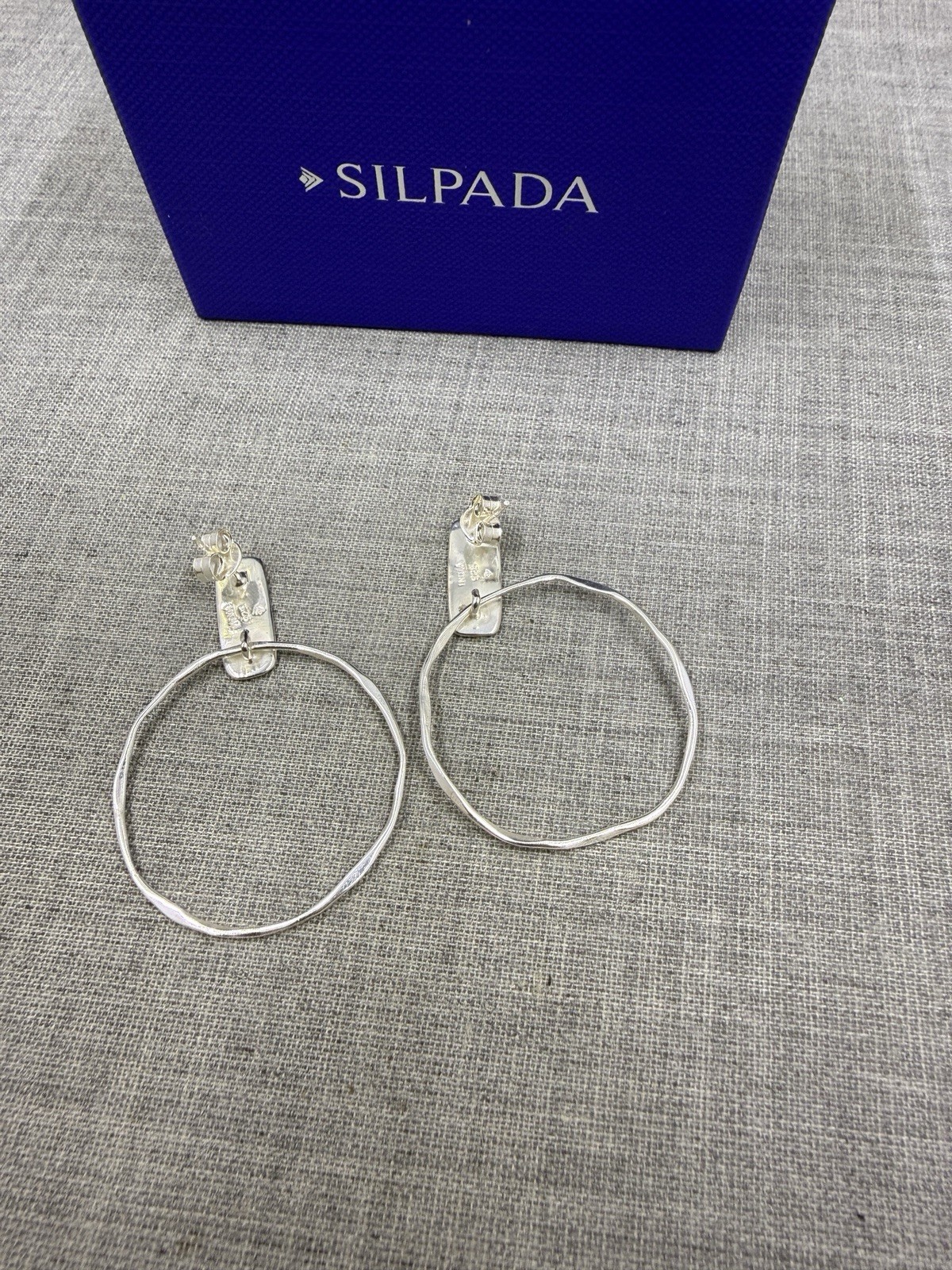 Silpada Endless Summer Hammered Hoop Sterling Silver .925 Stud Earrings E4673