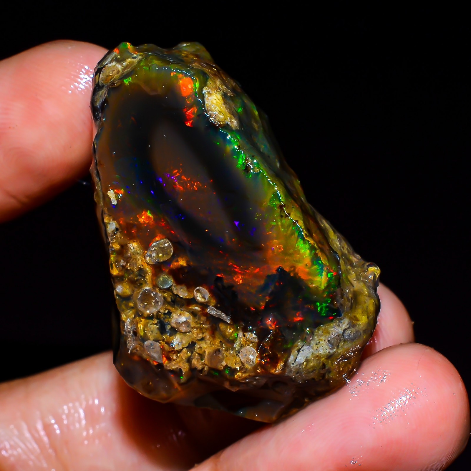 84.50 Ct Fire Opal Ethiopian Natural Oil Rough Gemstone For Jewelry 37x27x17 mm