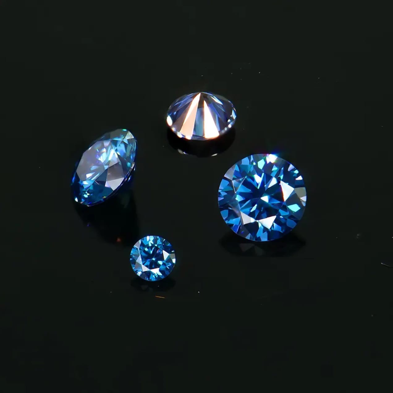 200 Pcs Round Cut Fancy Blue Color VVS1 Diamond Premium Quality gemstone 1mm