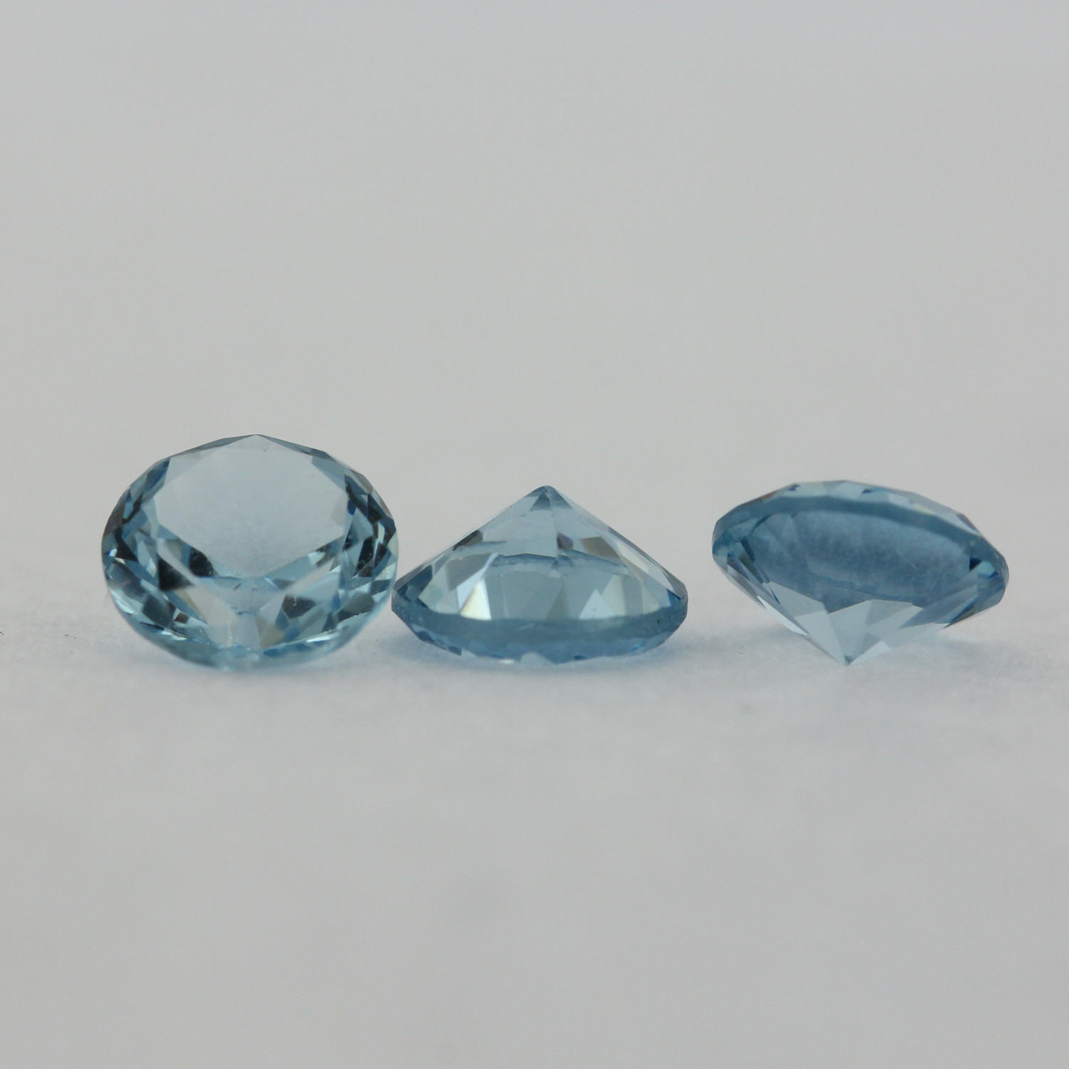 Loose Round Cut Aquamarine CZ Stone Single Light Blue Cubic Zirconia Birthstone
