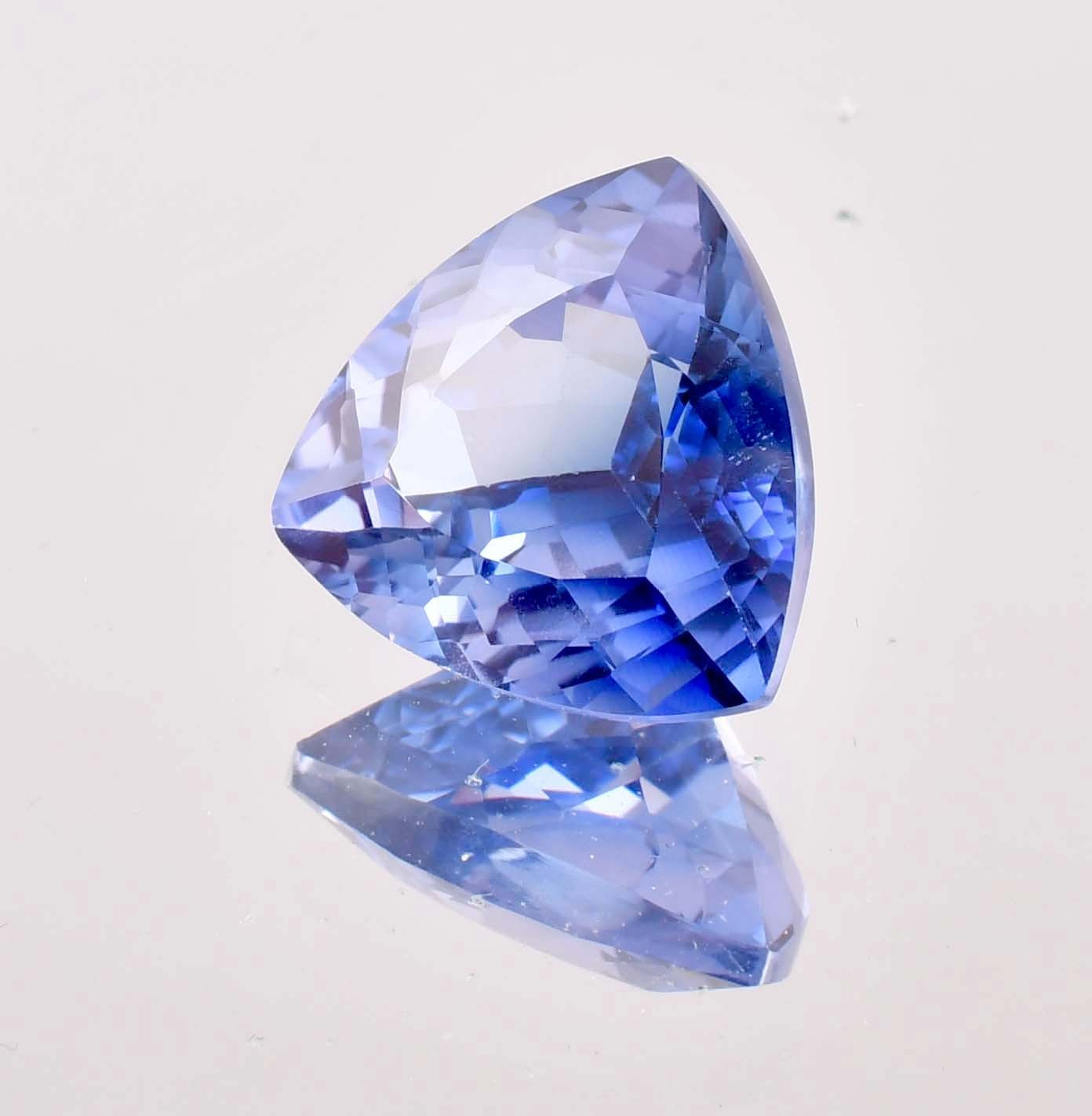 Natural Flawless 14 x 14 mm Ceylon Blue Sapphire Loose Gemstone (GIT Certified)