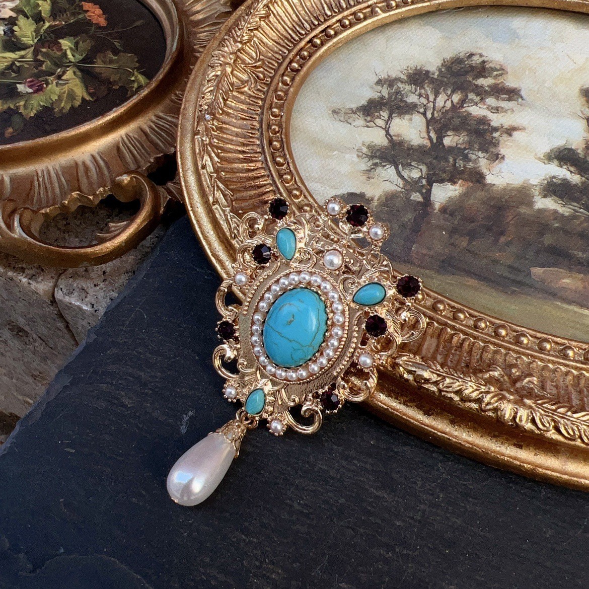 10pcs Vintage Pearl Brooch Royal Court Gem Pin Luxury Coat Badge Jewelry Gift