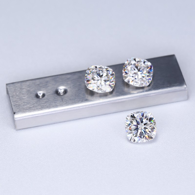 US 0.1-10ct Cushion Cut D Color Moissanite Loose VVS1 GRA Certificate Wholesale