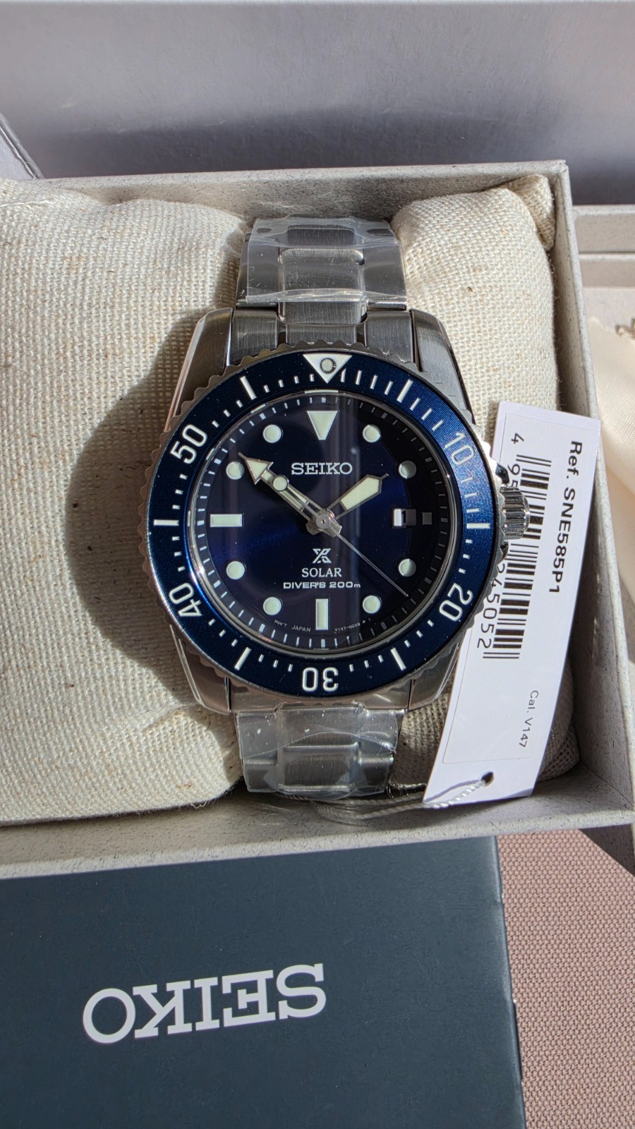 SEIKO ProspeX SNE585P1 Diver’s 200m Watch BLUE Date Steel Sapphire Sunray Scuba