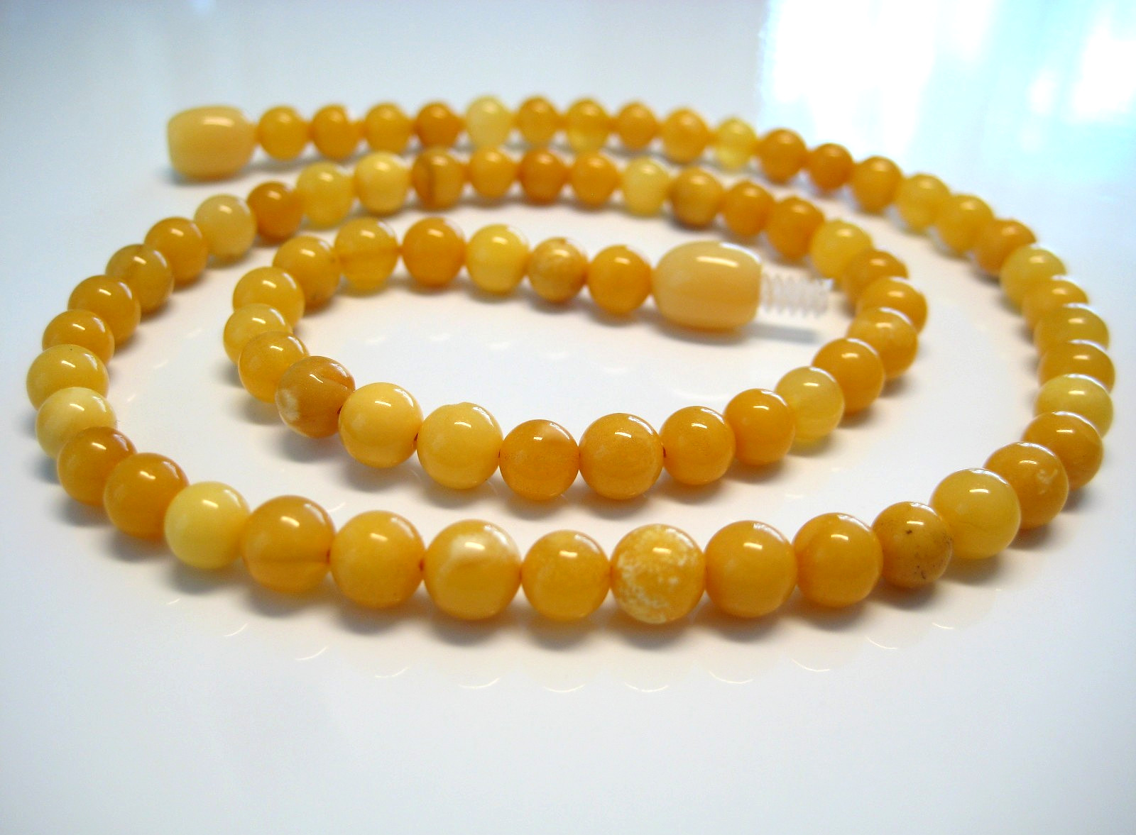 Genuine Round Butterscotch Amber Baltic Amber Necklace 16 inches 75 Beads !!!
