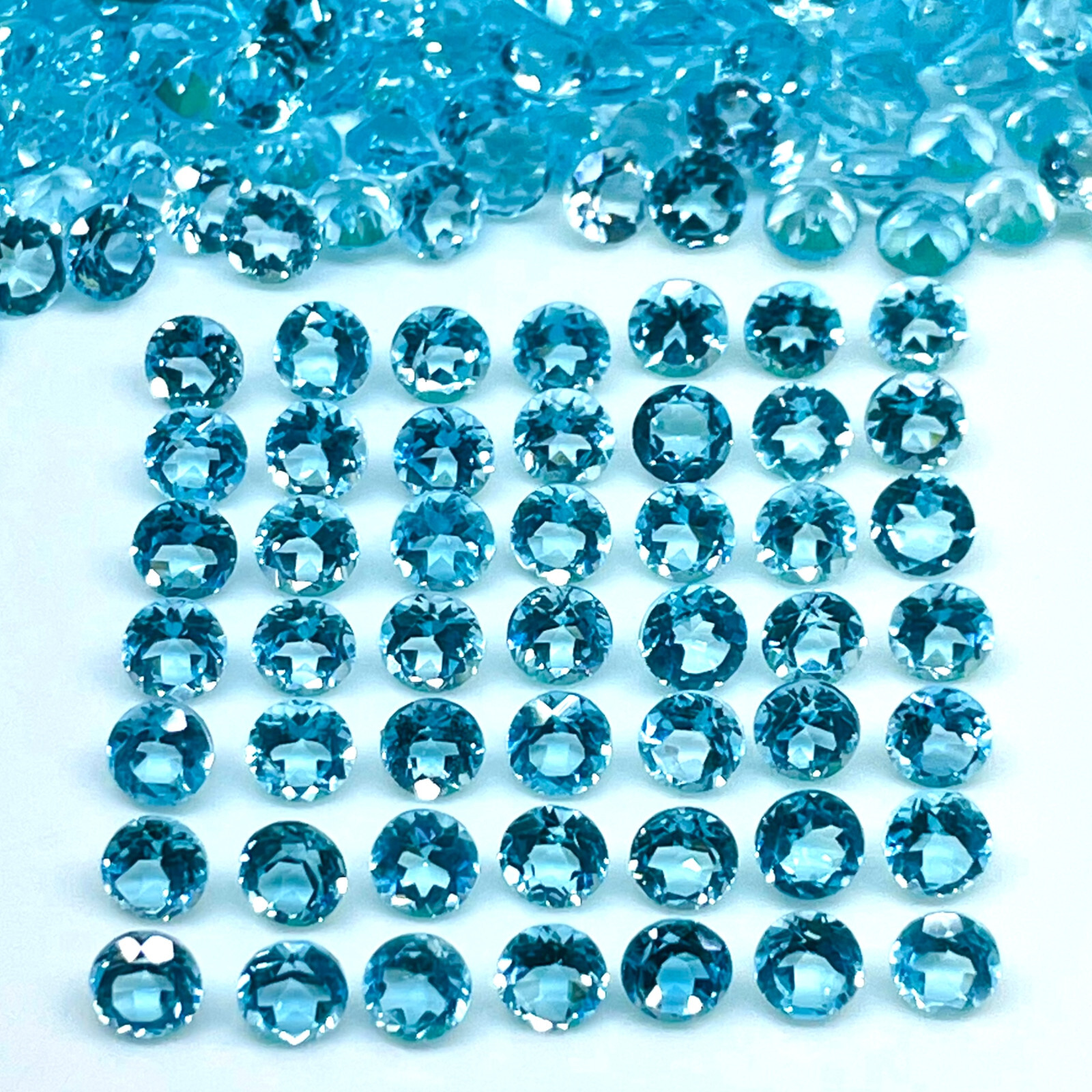 VVS 25 Pcs Natural Blue Topaz 4mm Round Cut Top Quality Loose Gemstones Lot